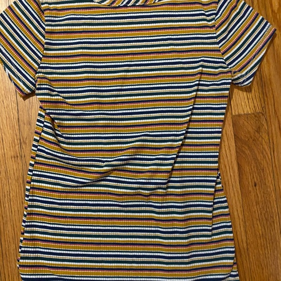 Striped Tee - Picture 4 of 4